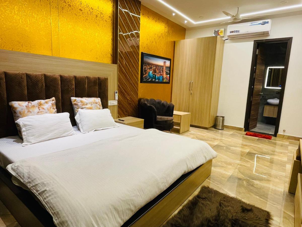 Holidayvilla & Suites Amritsar- Green Avenue Buitenkant foto