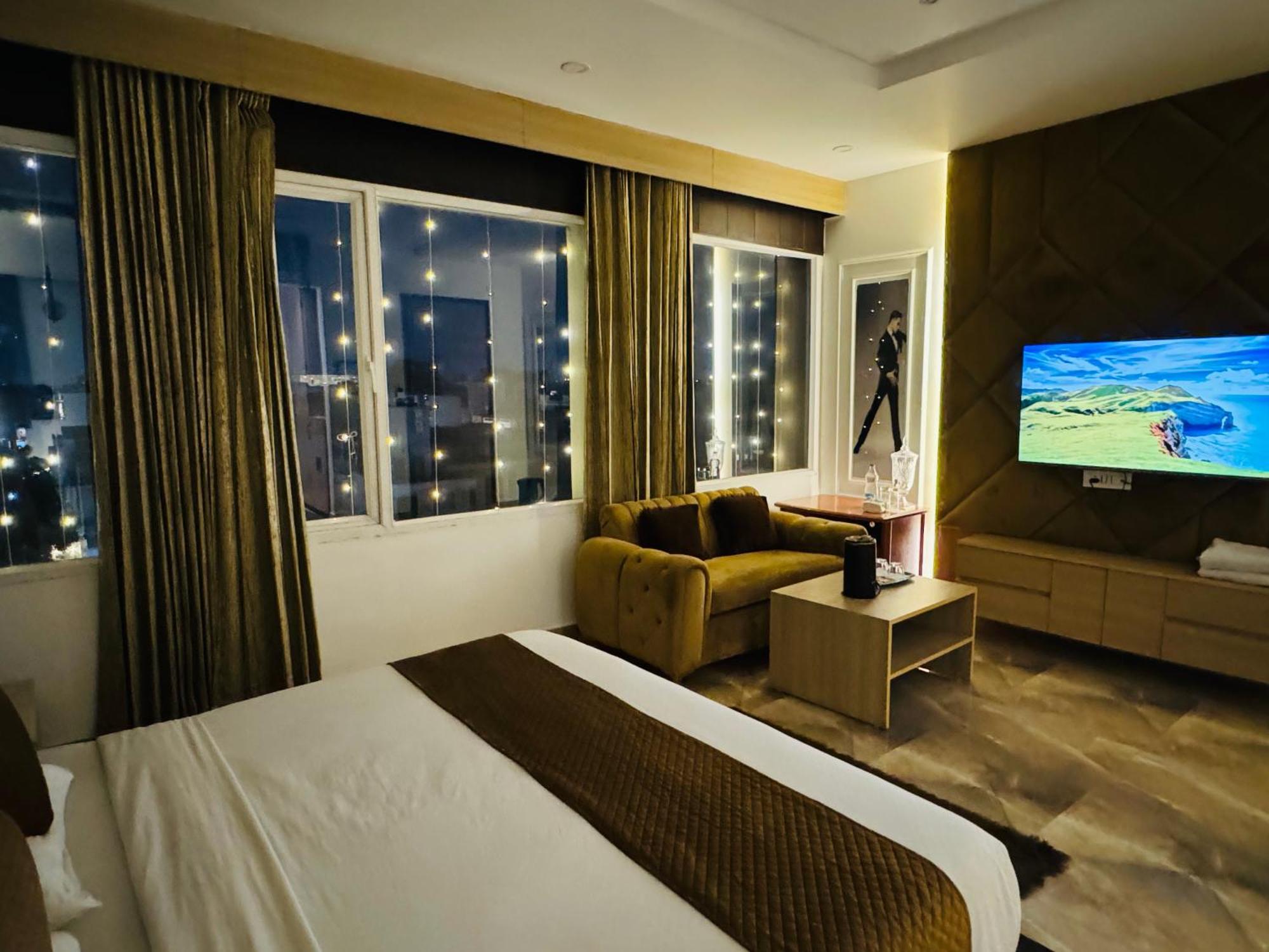 Holidayvilla & Suites Amritsar- Green Avenue Buitenkant foto