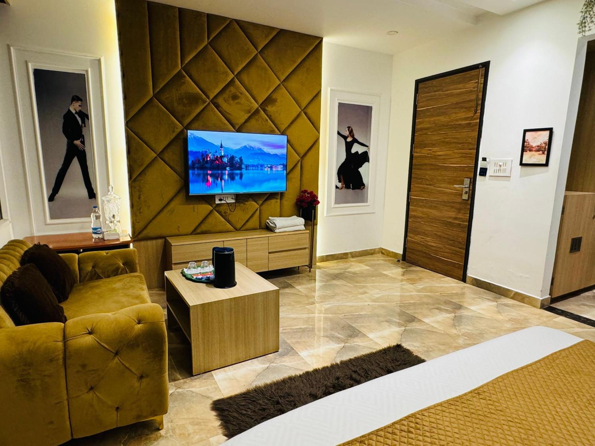 Holidayvilla & Suites Amritsar- Green Avenue Buitenkant foto